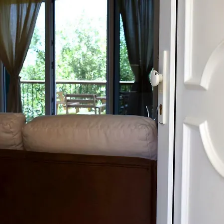 Olivelias Beachfront Apartamento Elia Nikitis