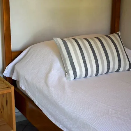 Olivelias Beachfront Apartamento