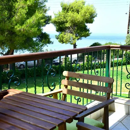 Olivelias Beachfront Apartamento Elia Nikitis