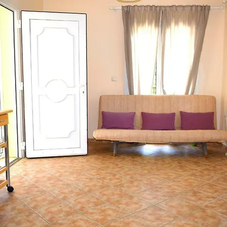 Olivelias Beachfront Apartamento Elia Nikitis